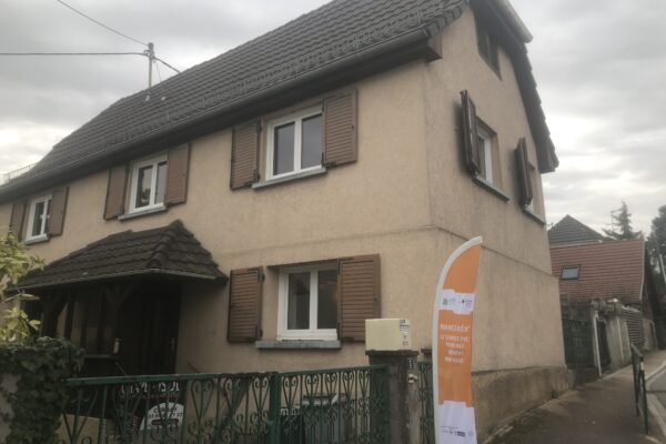 Visite d’une maison rénovée au niveau basse consommation | Maison des années 1850, gain énergétique de 74%