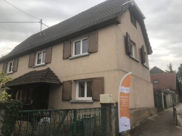 Visite d’une maison rénovée au niveau basse consommation | Maison des années 1850, gain énergétique de 74%